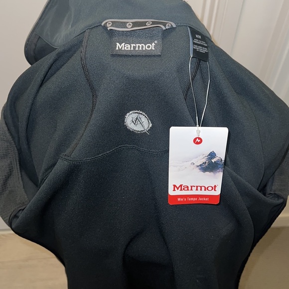 Marmot Brand New Jacket - Rain Jacket Shell Layering Piece Sleek Black Versatile - Picture 11 of 15